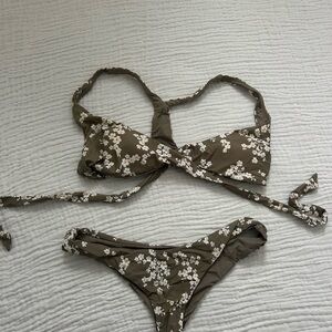 Kikirio racerback bikini set